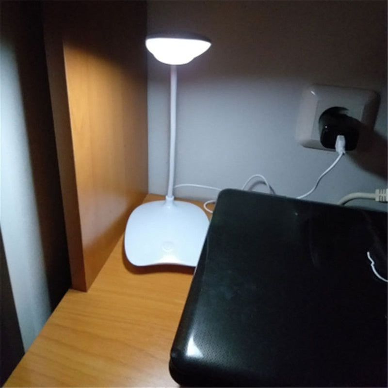 Lâmpada de mesa LED dobrável e ajustável por toque