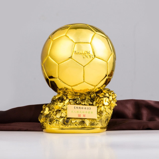 Replica Troféu Copa do Mundo é Bola de Ouro